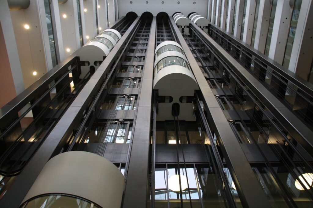Double deck elevator high level elevator nyc